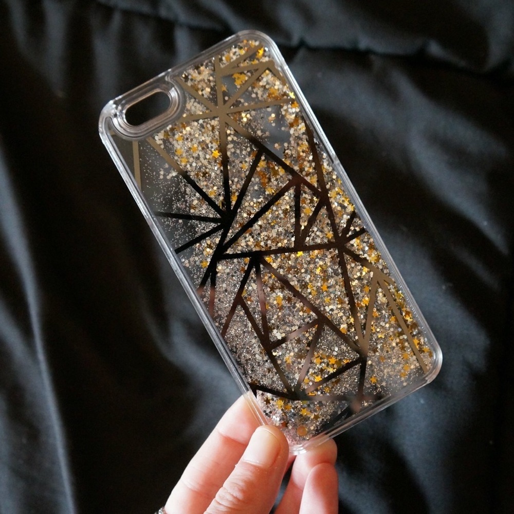 *SOLD** Iphone case 6/6s Case!